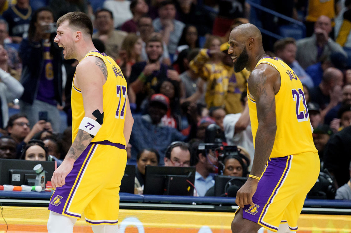 篮球直播-詹姆斯再征服著名库吹徐静雨！后者：真球迷都知道詹姆斯伟大！